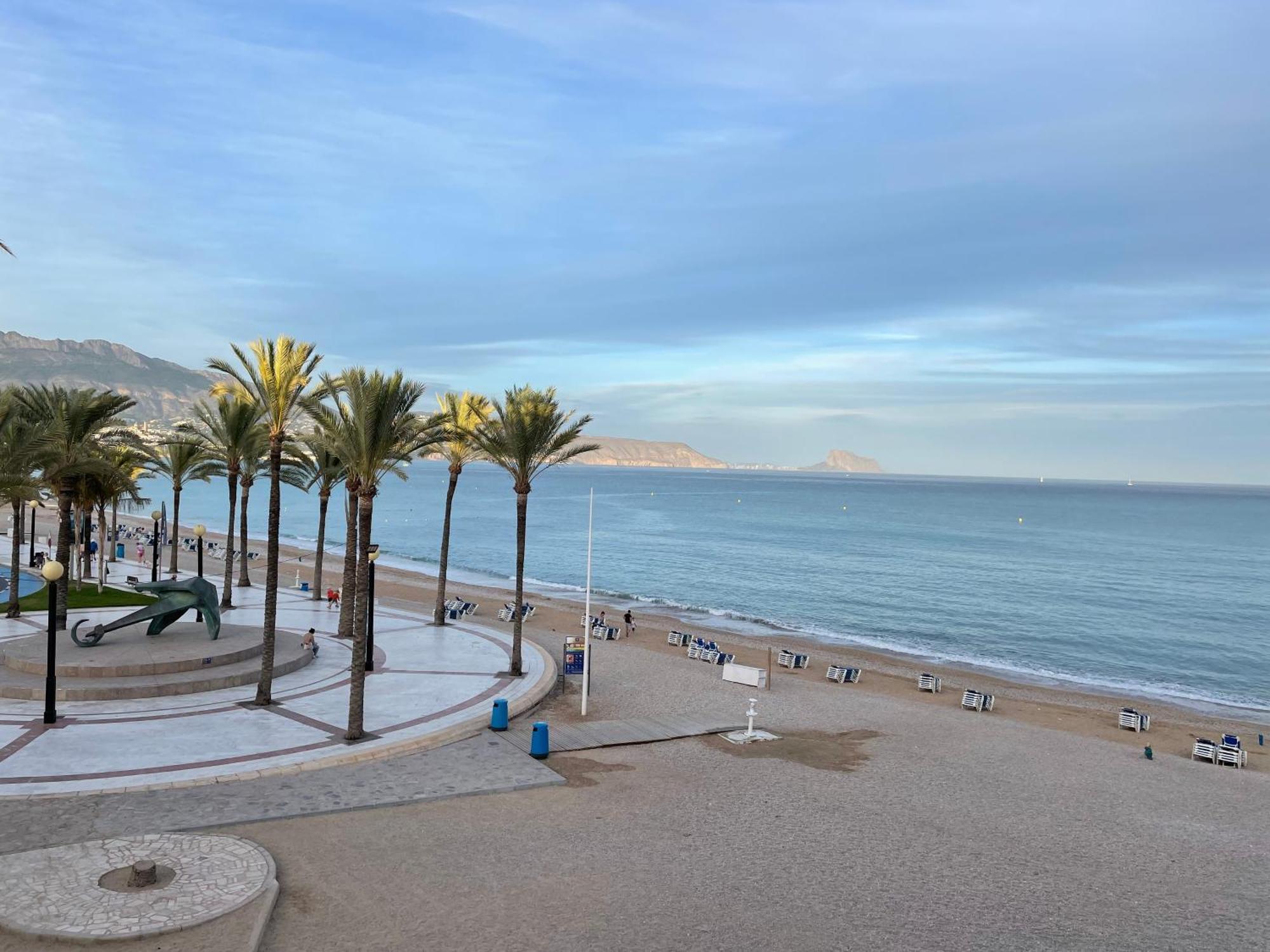 Penthouse In Albir With Sea Views, 100M From Beach البير المظهر الخارجي الصورة